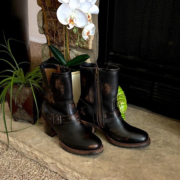 Freebird by Steven Distressed Blackish/Brown Leather Moto Boots. Only worn once. - Picture 1 of 8